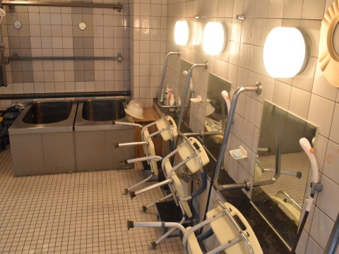福岡市西区老人ホームハーヴェスト姪浜いこい館機械浴室